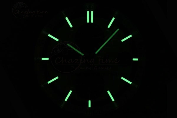 Royal Oak Offshore 44mm Real Ceramic APF 1:1 Best Edition Black Dial RG Markers on Rubber Strap A Refined 4697
