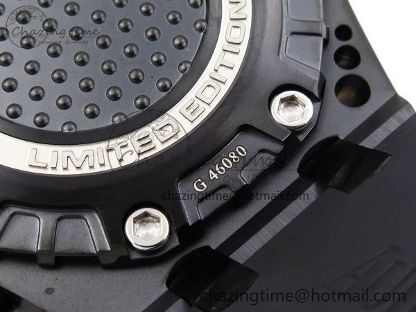 Royal Oak Offshore AP0861A Survivor Ltd Ed DLC CER RU Black IPF A Bright 4464