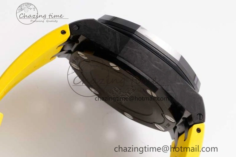 Elegant Royal Oak Offshore Bumble Bee Forged Carbon 1:1 JJF Best Edition on Yellow Rubber Strap A 4609