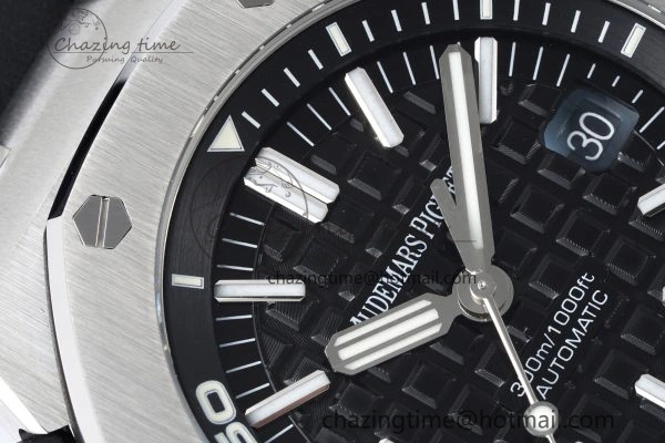Royal Oak Offshore Diver 15703 APSF 1:1 Best Edition Black Dial on Black Rubber Strap A3120 Super Clone UrbanChic 4707