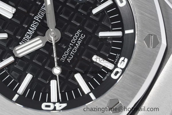 Royal Oak Offshore Diver 15703 APSF 1:1 Best Edition Black Dial on Black Rubber Strap A3120 Super Clone UrbanChic 4707
