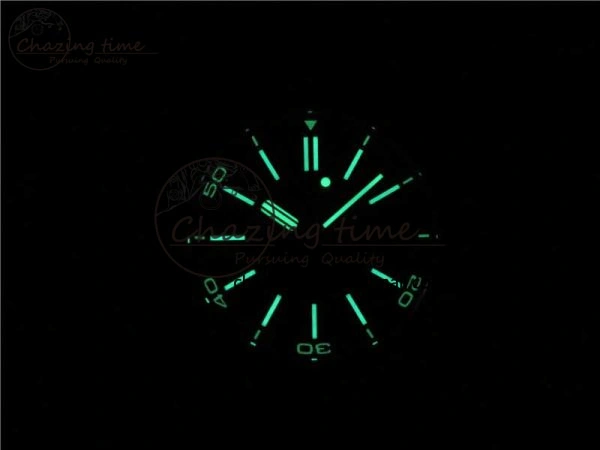 Royal Oak Offshore Diver 15703 ZF 1:1 Best Edition Black Dial on Black Rubber Strap A Trendsetting 4816