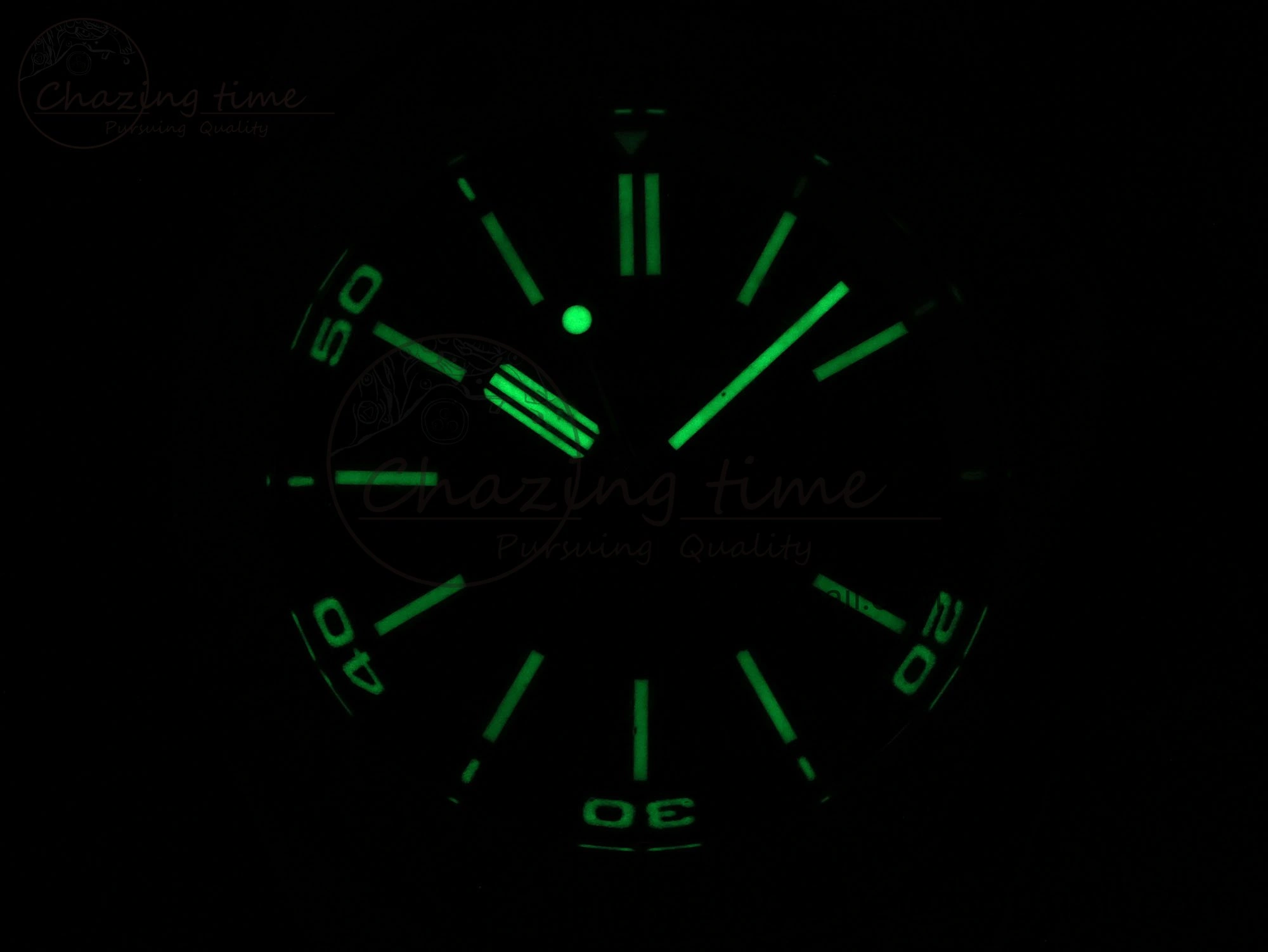 Royal Oak Offshore Diver 15710 IPF 1:1 Best Edition Green Dial on Green Rubber Strap SA3120 Super Clone Stretchable 4427