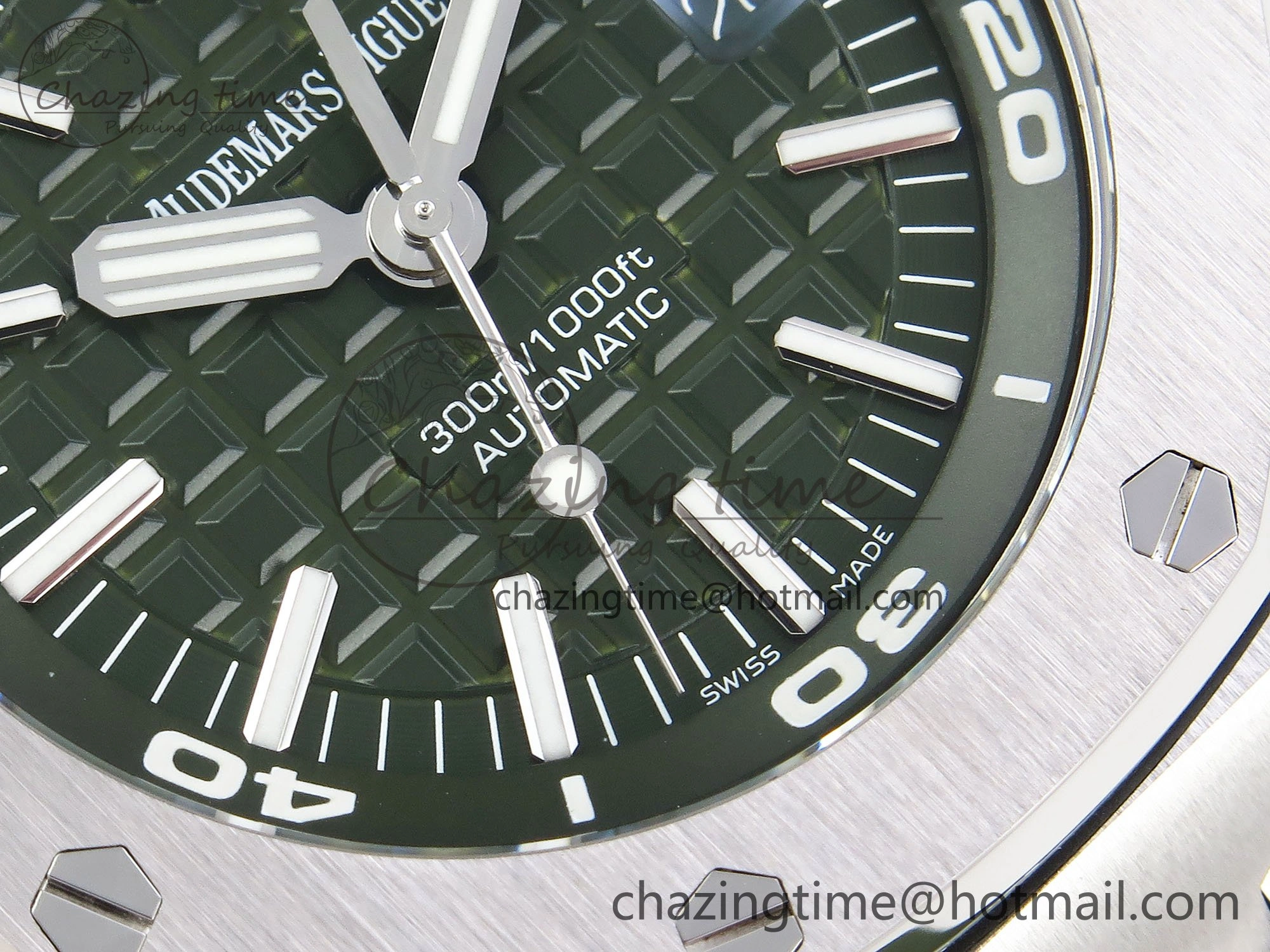 Royal Oak Offshore Diver 15710 IPF 1:1 Best Edition Green Dial on Green Rubber Strap SA3120 Super Clone Stretchable 4427