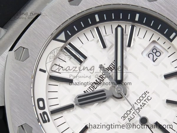 Lightweight Royal Oak Offshore Diver 15710 IPF 1:1 Best Edition White Dial on Black Rubber Strap SA3120 Super Clone 4430
