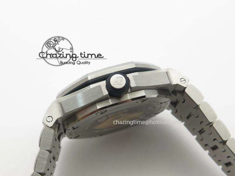 Royal Oak Offshore Diver 15710 Noob Best Edition On SS Bracelet A Soft 5126