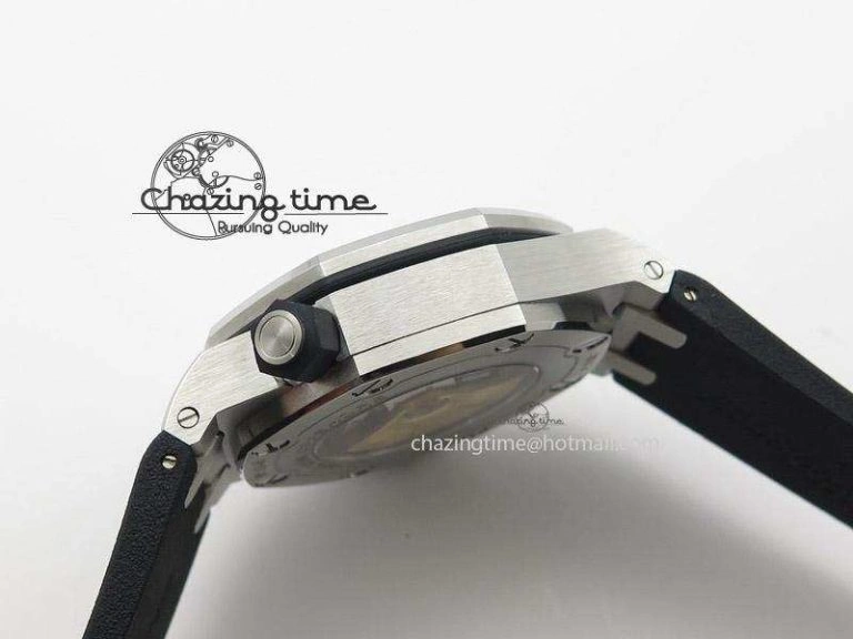 Sophisticated Royal Oak Offshore Diver 15710 Noob Best Edition on Rubber Strap A 5127
