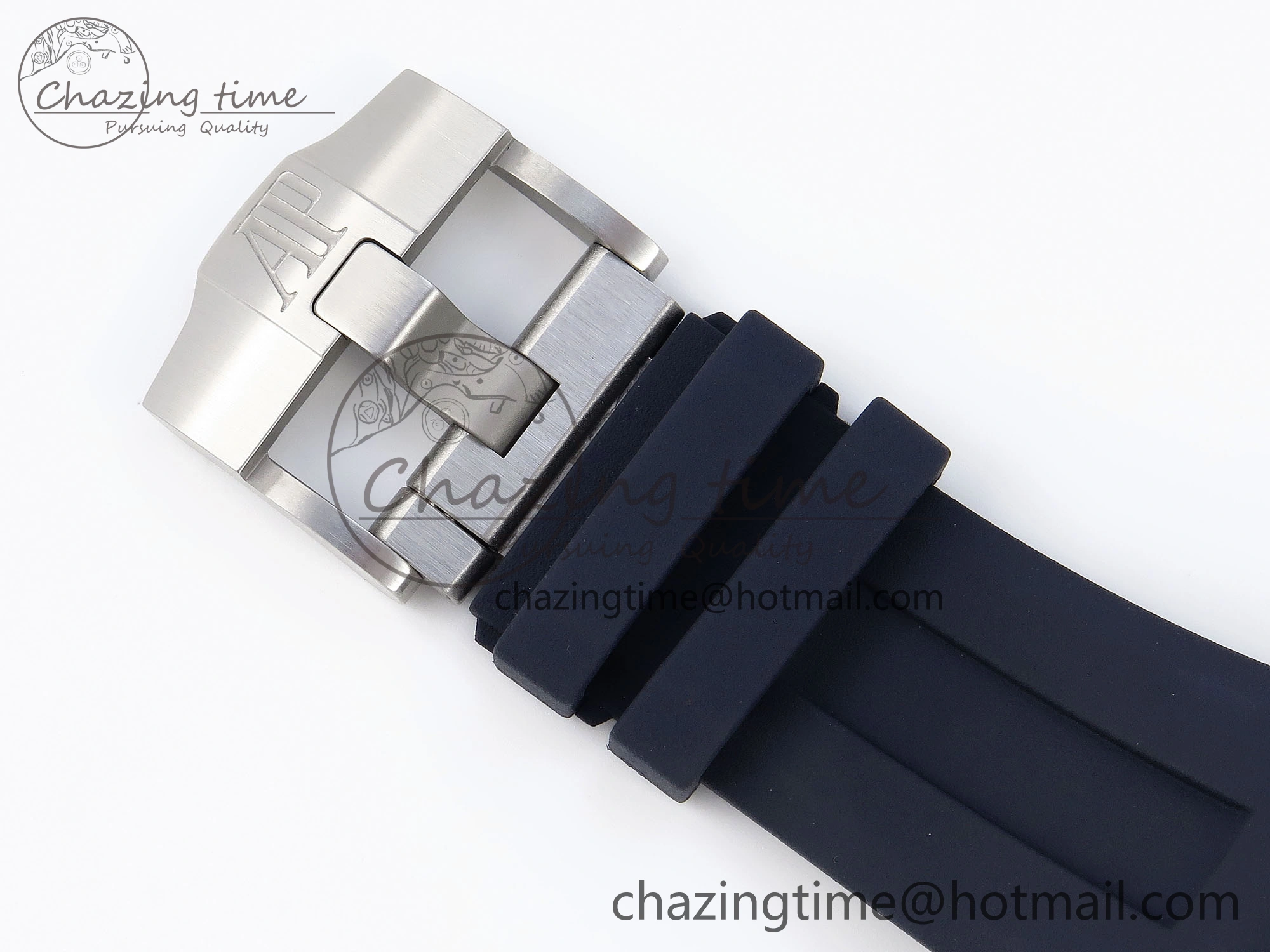 Royal Oak Offshore Diver 15720 APSF 1:1 Best Edition Blue Dial on Blue Rubber Strap SA Resilient 4545