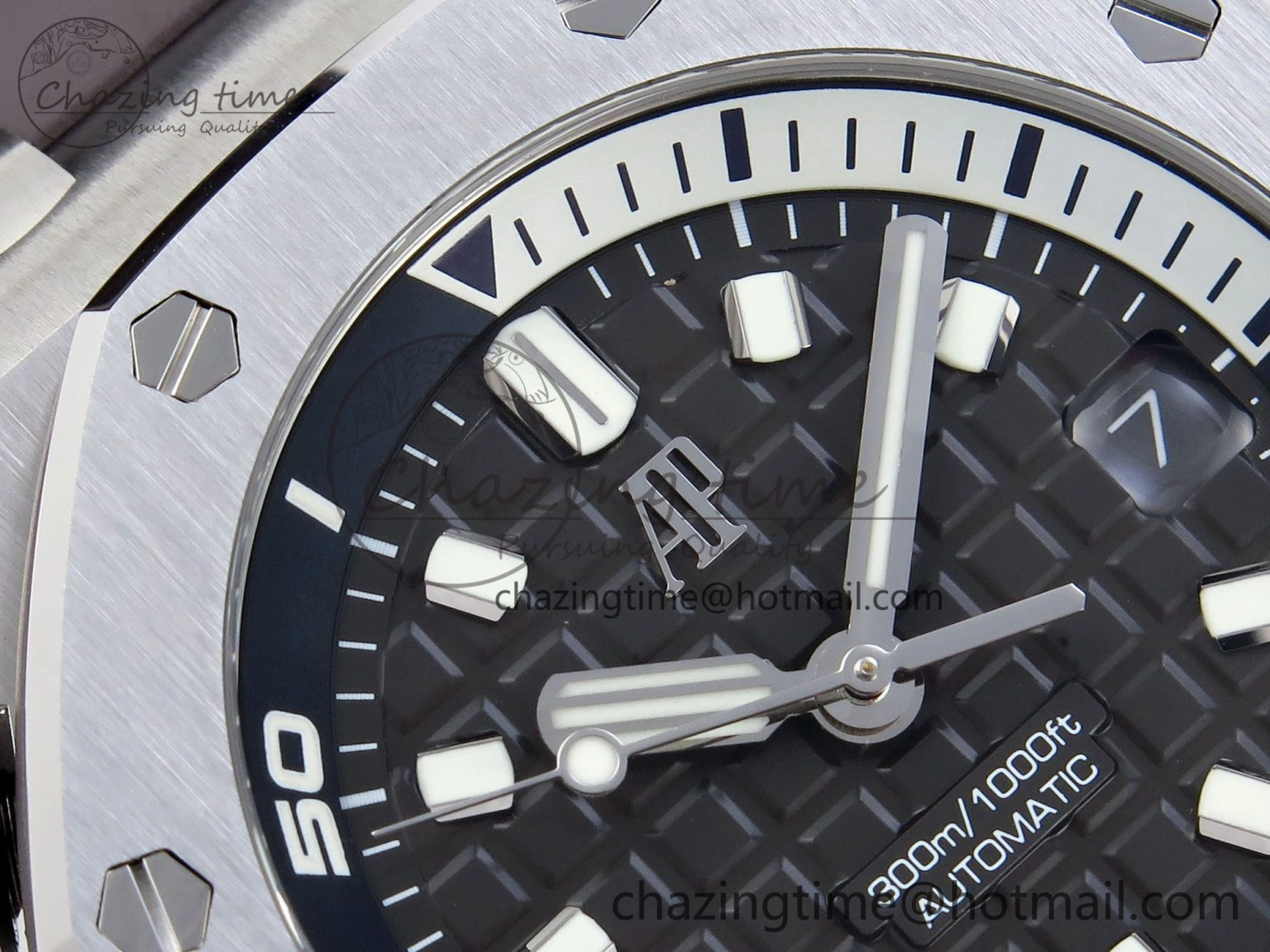 Royal Oak Offshore Diver 15720 APSF 1:1 Best Edition Gray Dial on Gray Rubber Strap SA Refined 4542