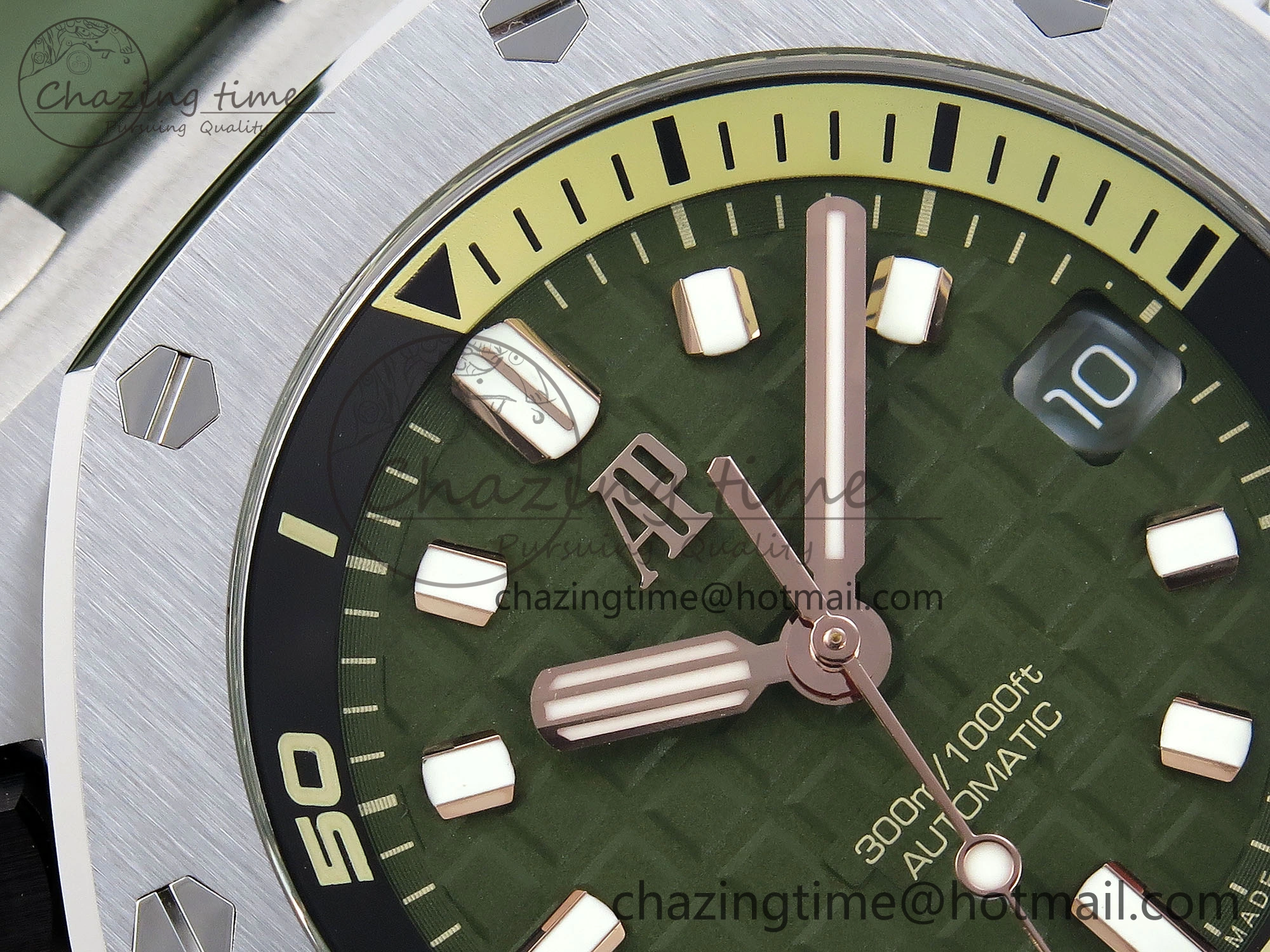 Royal Oak Offshore Diver 15720 APSF 1:1 Best Edition Green Dial on Green Rubber Strap SA Neat 4543