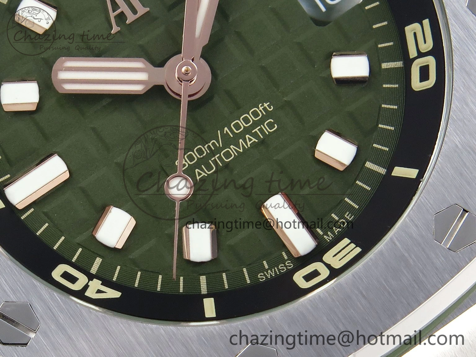 Royal Oak Offshore Diver 15720 APSF 1:1 Best Edition Green Dial on Green Rubber Strap SA Neat 4543