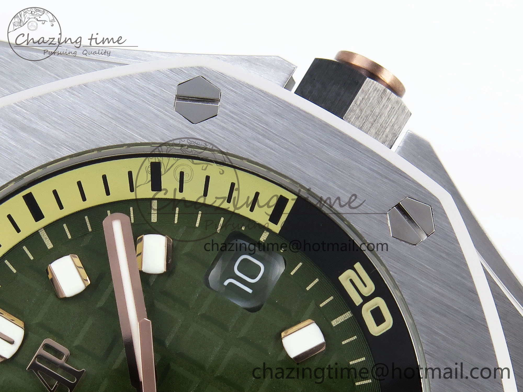 Royal Oak Offshore Diver 15720 APSF 1:1 Best Edition Green Dial on Green Rubber Strap SA Neat 4543