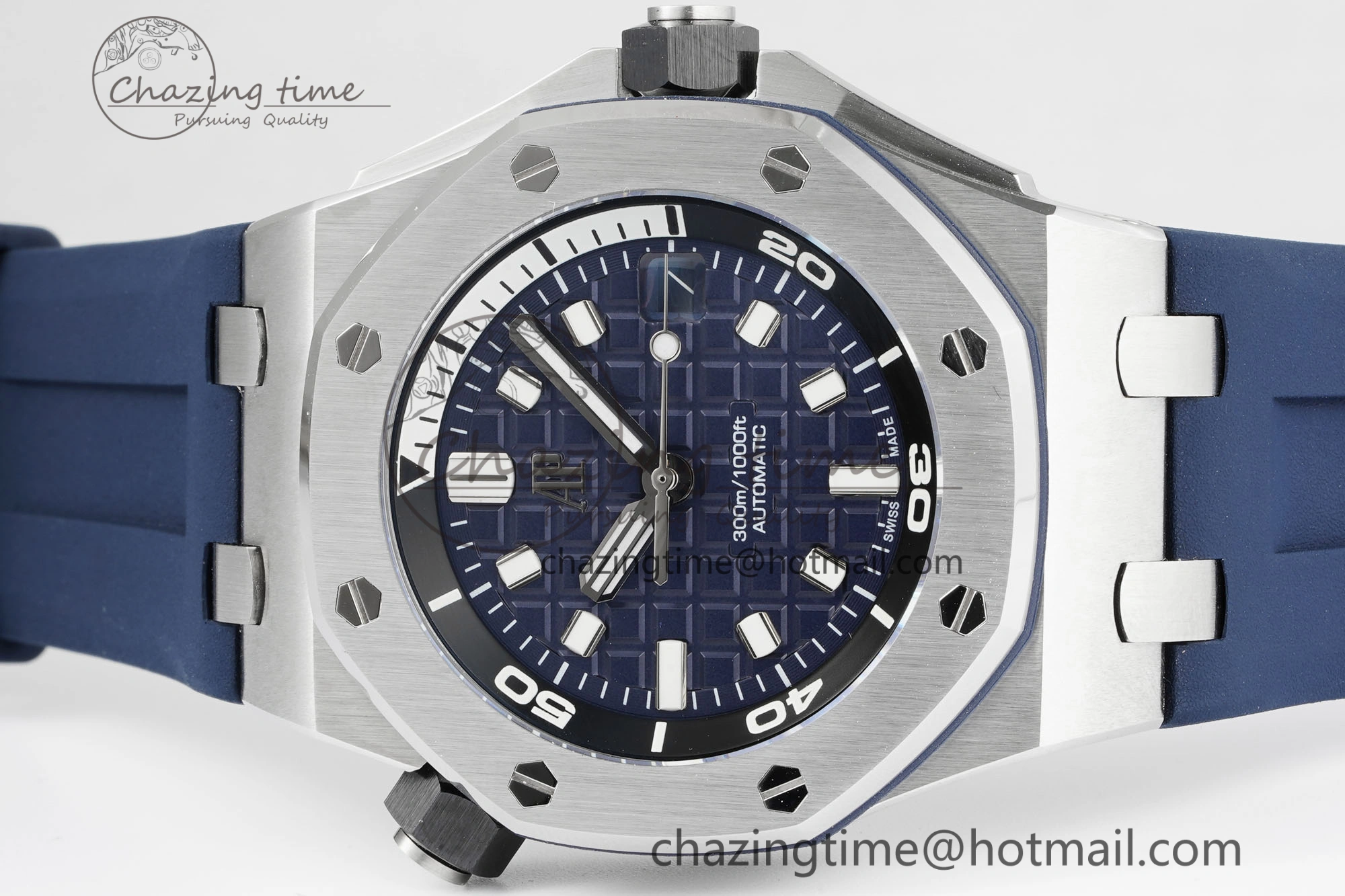 Packable Royal Oak Offshore Diver 15720 IPF Best Edition Blue Dial on Blue Rubber Strap A 4706