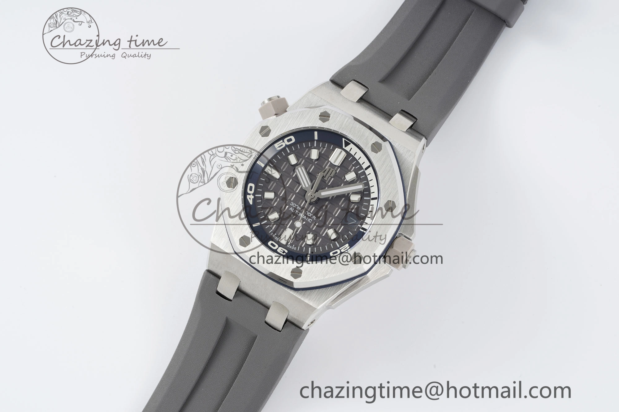 Royal Oak Offshore Diver 15720 IPF Best Edition Gray Dial on Gray Rubber Strap A Stylish 4705