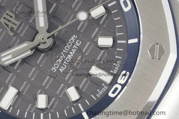 Royal Oak Offshore Diver 15720 IPF Best Edition Gray Dial on Gray Rubber Strap A Stylish 4705