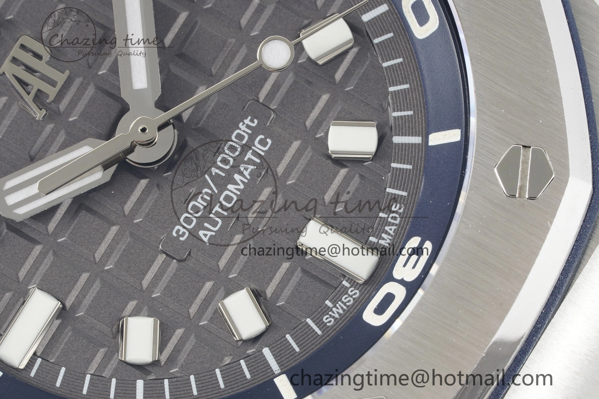 Royal Oak Offshore Diver 15720 IPF Best Edition Gray Dial on Gray Rubber Strap A Stylish 4705