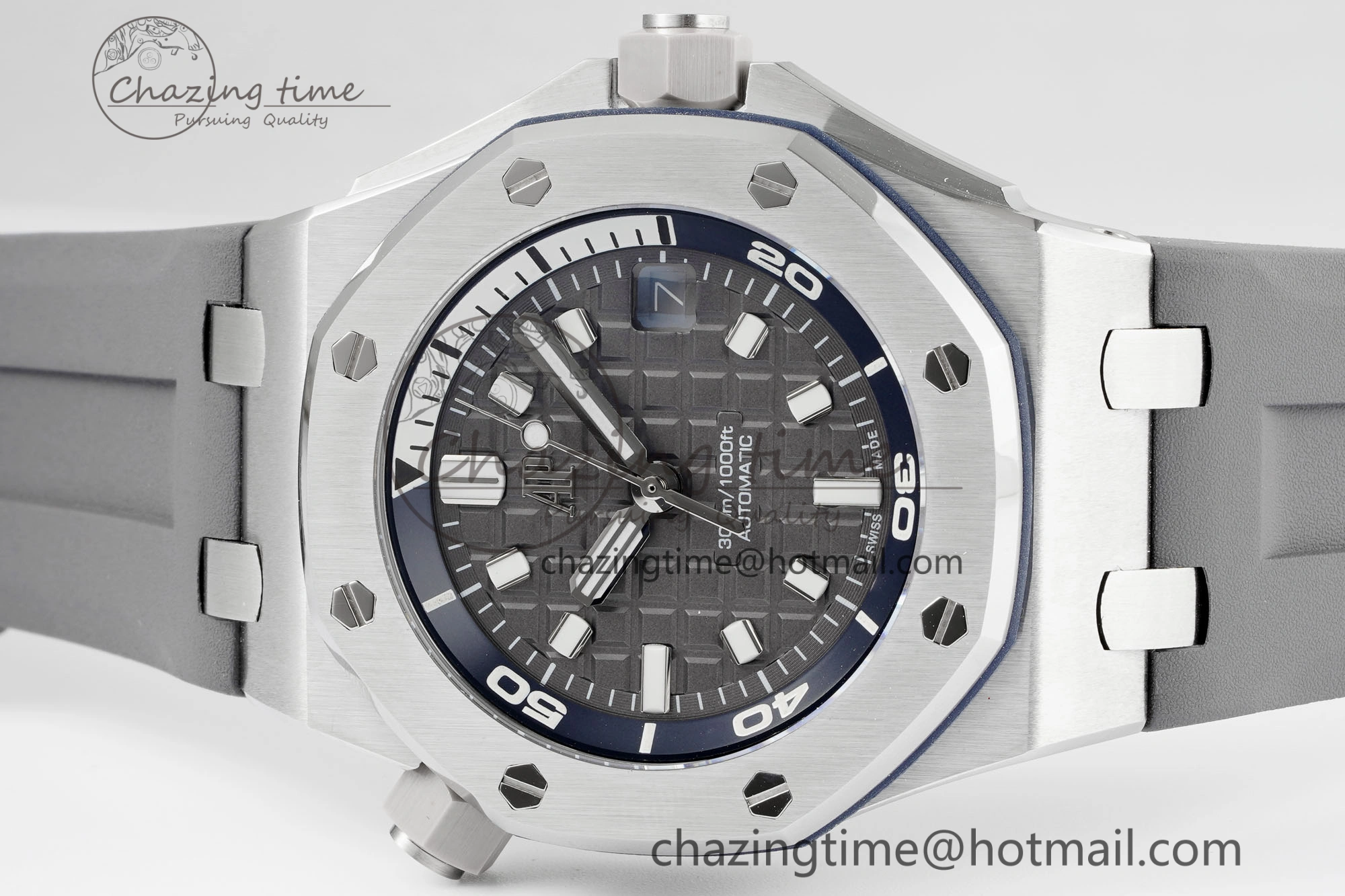 Royal Oak Offshore Diver 15720 IPF Best Edition Gray Dial on Gray Rubber Strap A Stylish 4705