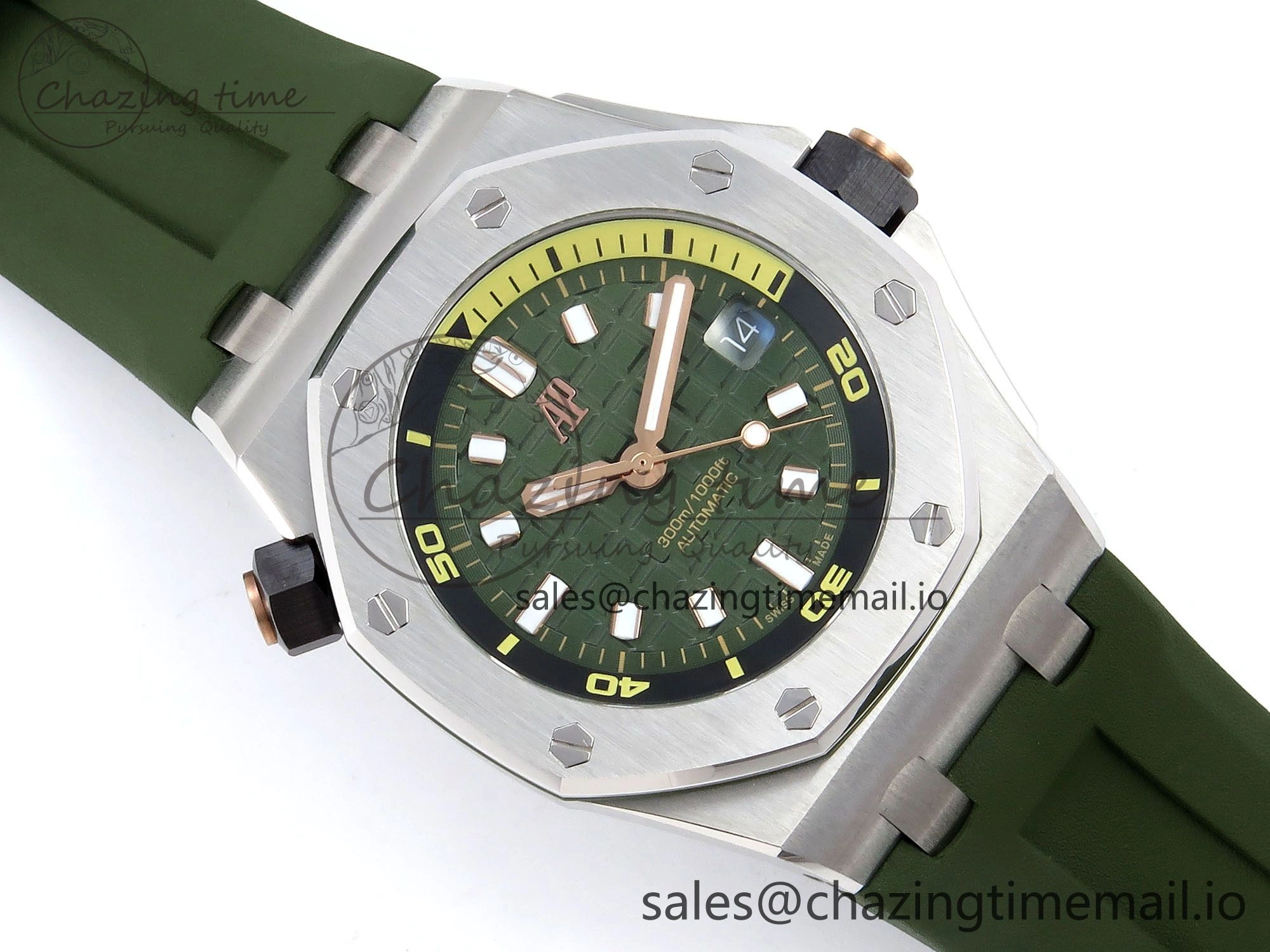 Royal Oak Offshore Diver 15720 IPF Best Edition Green Dial on Green Rubber Strap A4308 V Lightweight 4404