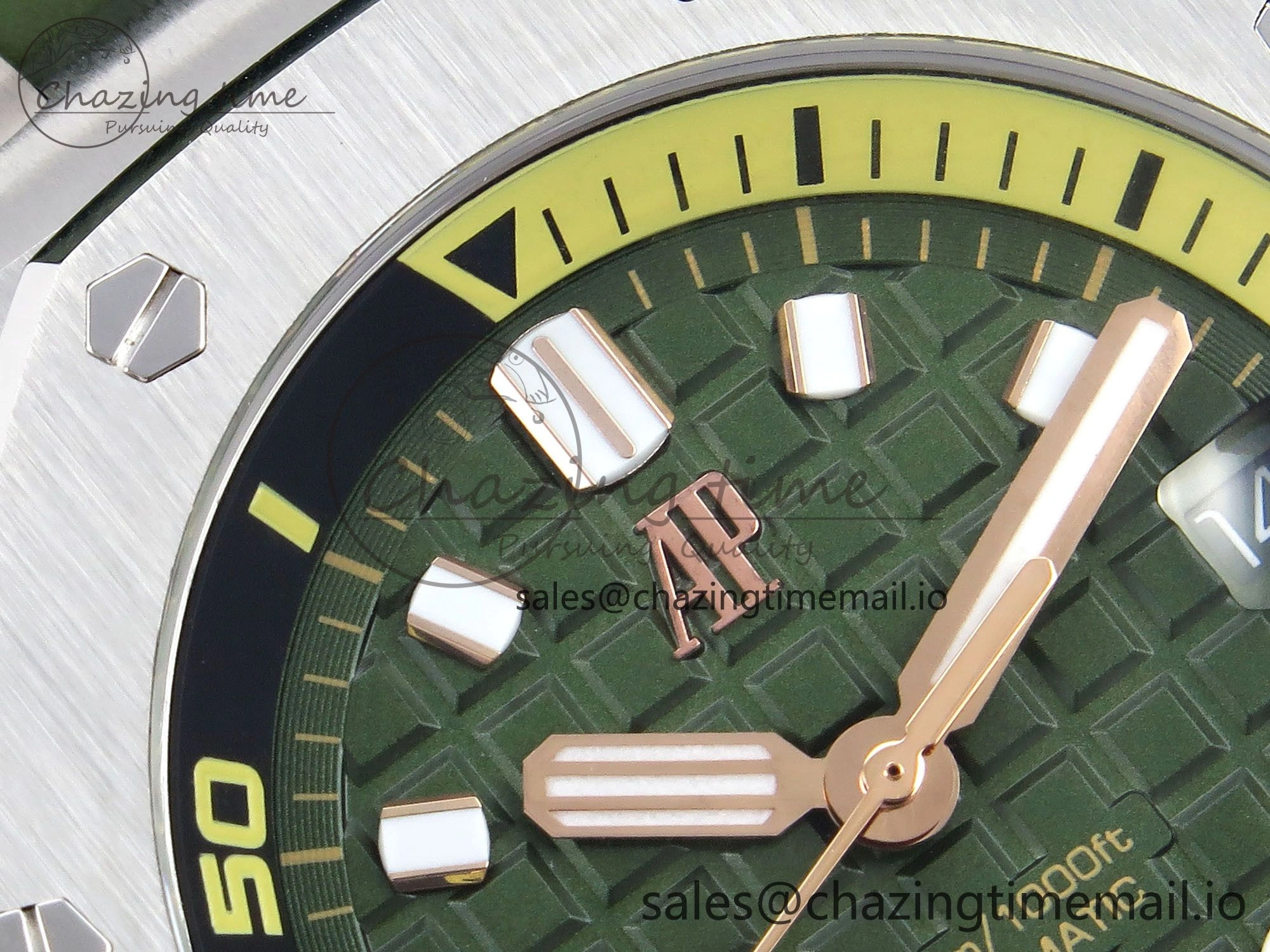 Royal Oak Offshore Diver 15720 IPF Best Edition Green Dial on Green Rubber Strap A4308 V Lightweight 4404