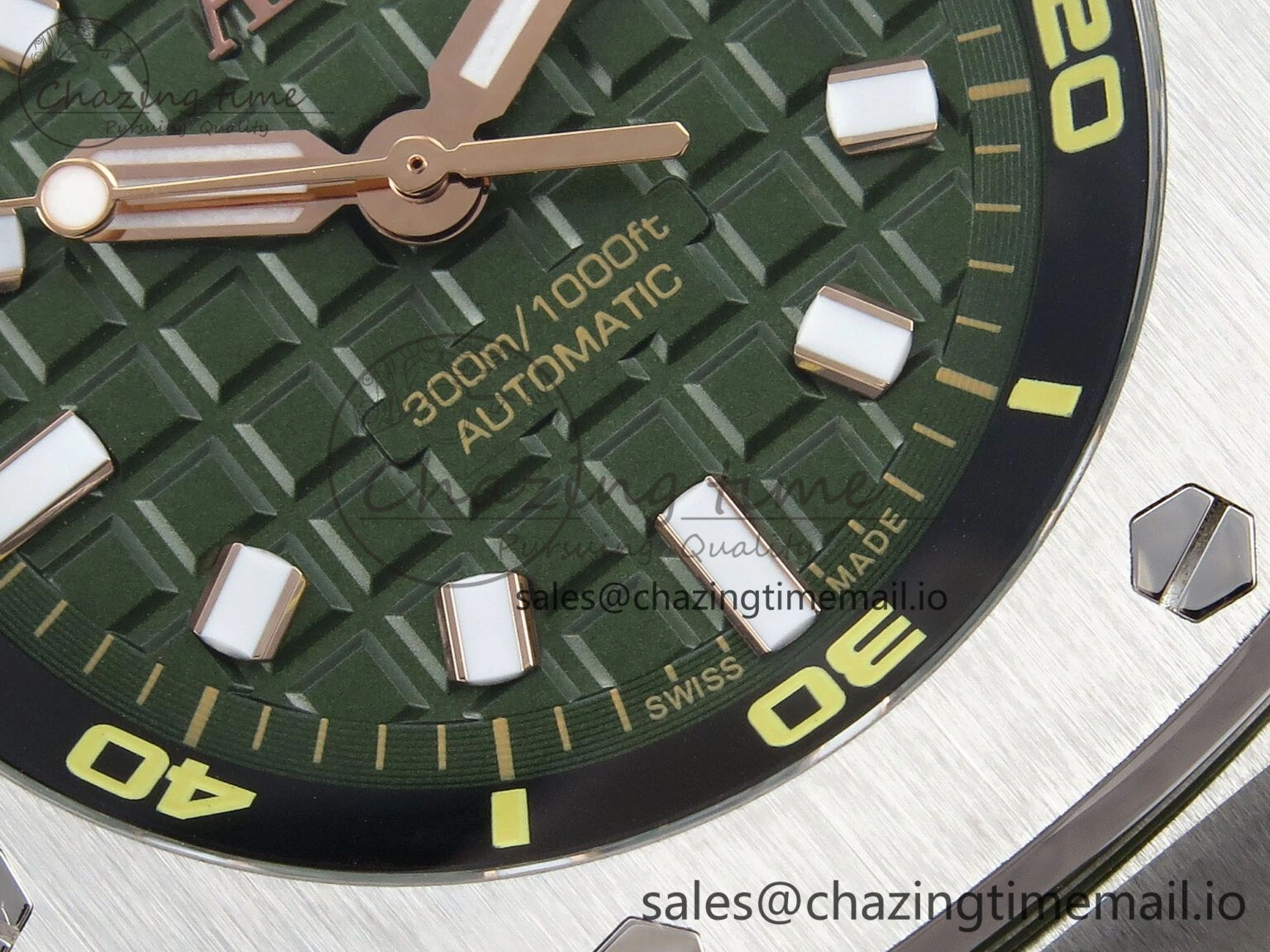 Royal Oak Offshore Diver 15720 IPF Best Edition Green Dial on Green Rubber Strap A4308 V Lightweight 4404
