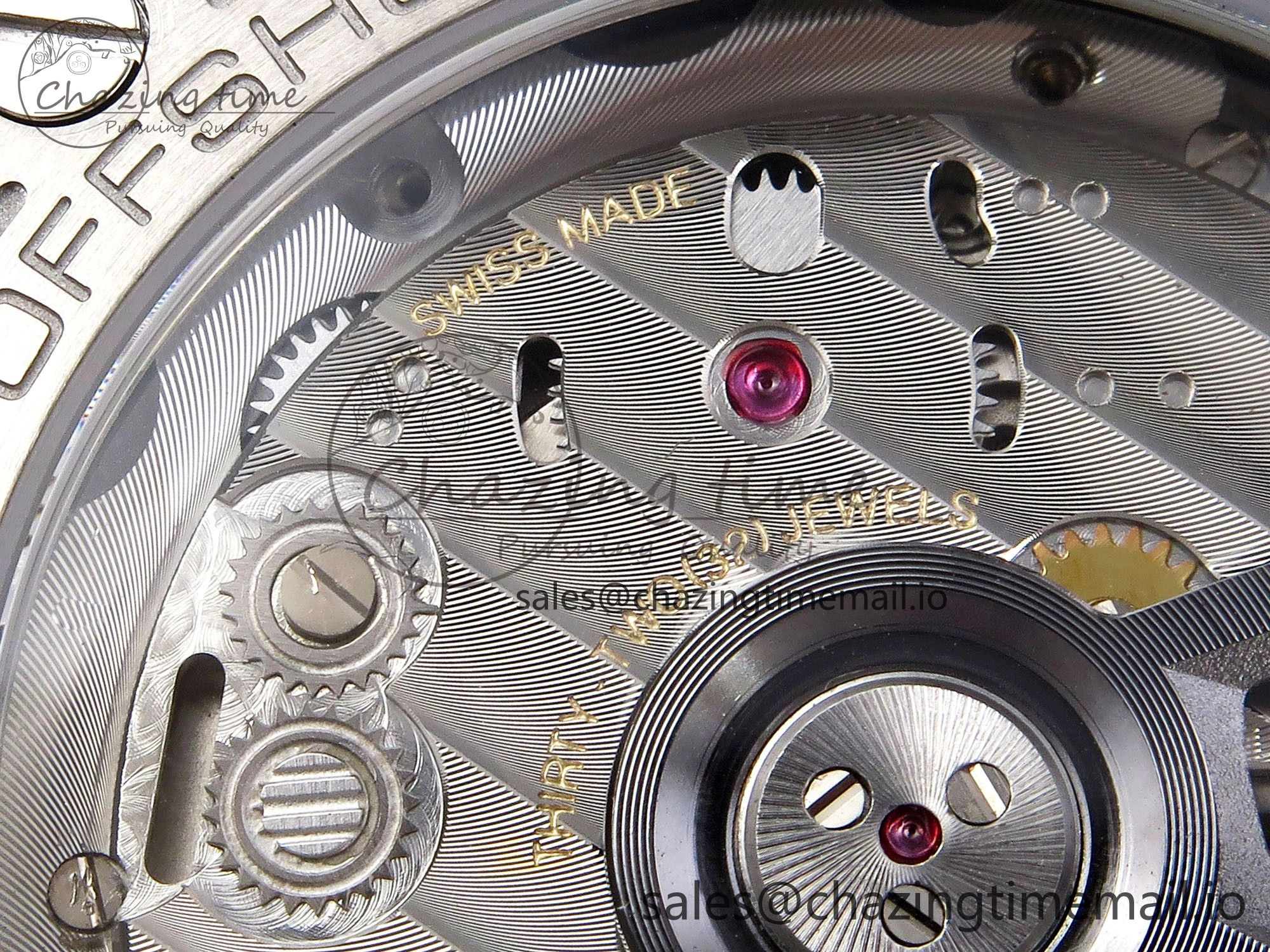Royal Oak Offshore Diver 15720 IPF Best Edition Green Dial on Green Rubber Strap A4308 V Lightweight 4404