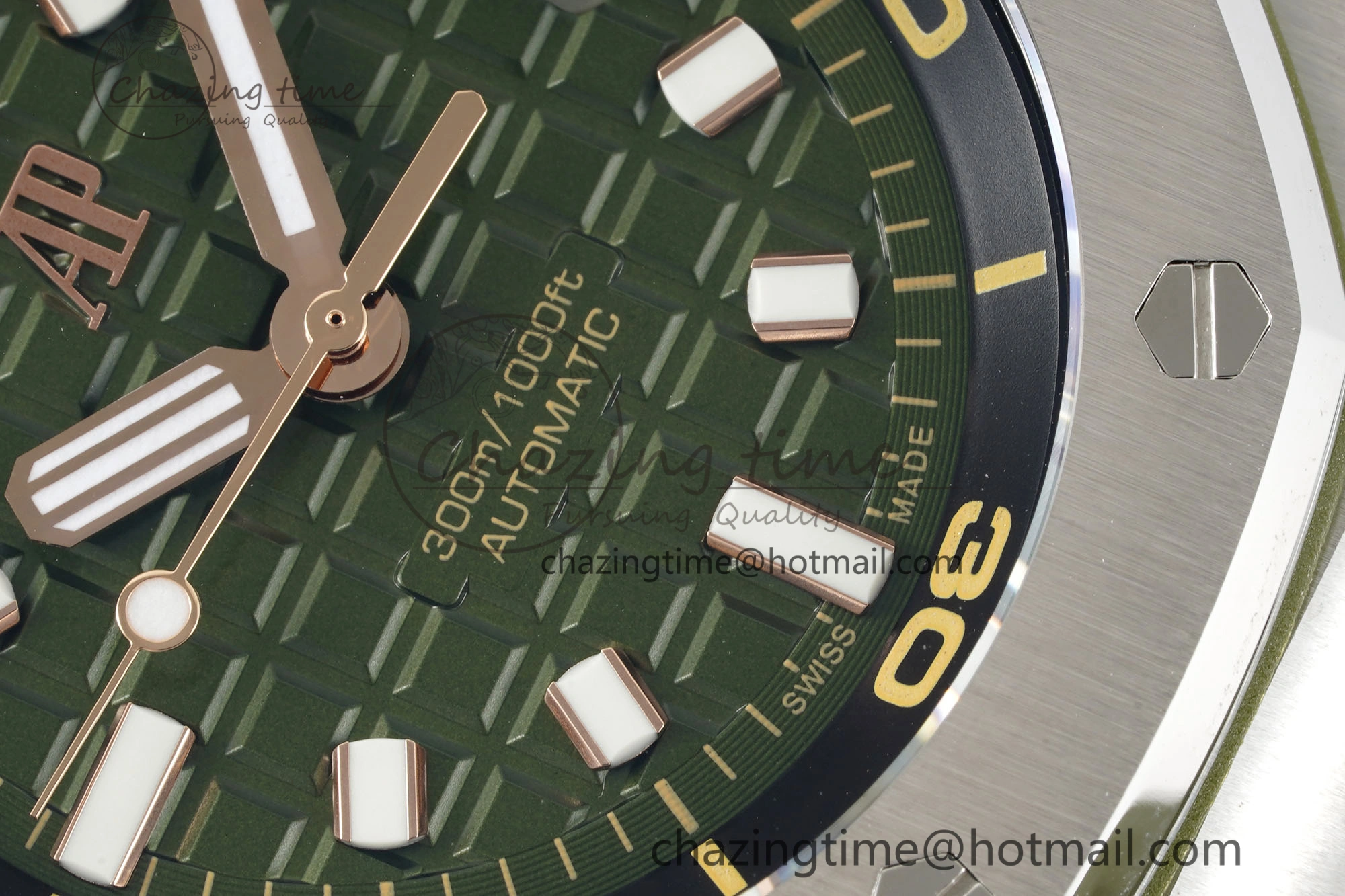 Royal Oak Offshore Diver 15720 IPF Best Edition Green Dial on Green Rubber Strap A QuickDry 4704