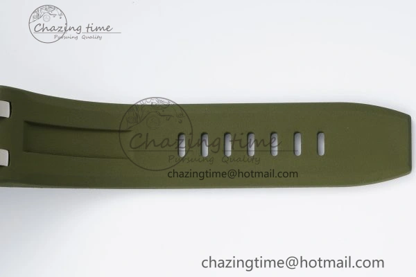 Royal Oak Offshore Diver 15720 IPF Best Edition Green Dial on Green Rubber Strap A QuickDry 4704