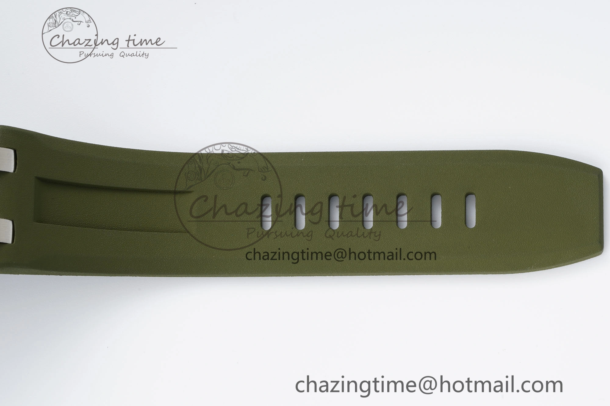 Royal Oak Offshore Diver 15720 IPF Best Edition Green Dial on Green Rubber Strap A QuickDry 4704