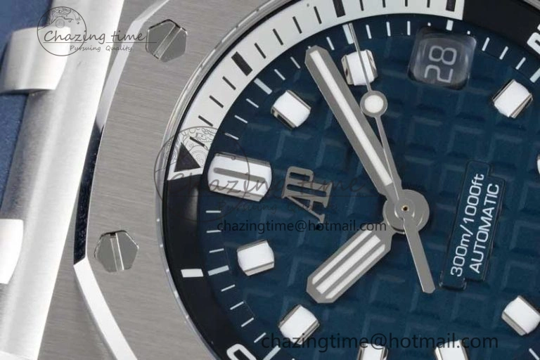 Royal Oak Offshore Diver 15720 SS APF 1:1 Best Edition Blue Dial on Blue Rubber Strap A Modern 4614
