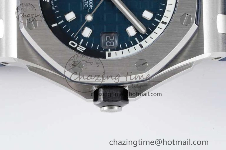 Royal Oak Offshore Diver 15720 SS APF 1:1 Best Edition Blue Dial on Blue Rubber Strap A Modern 4614