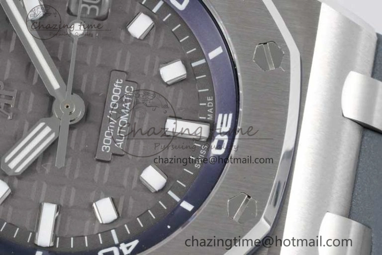 Royal Oak Offshore Diver 15720 SS APF 1:1 Best Edition Gray Dial on Gray Rubber Strap A Casual 4610