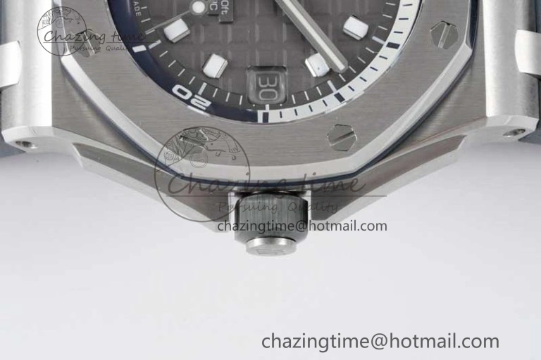 Royal Oak Offshore Diver 15720 SS APF 1:1 Best Edition Gray Dial on Gray Rubber Strap A Casual 4610