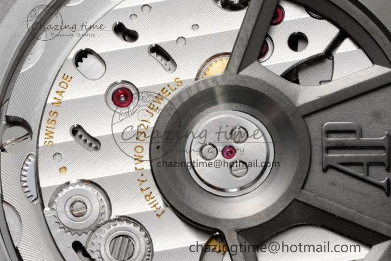 Royal Oak Offshore Diver 15720 SS APF 1:1 Best Edition Gray Dial on Gray Rubber Strap A Casual 4610