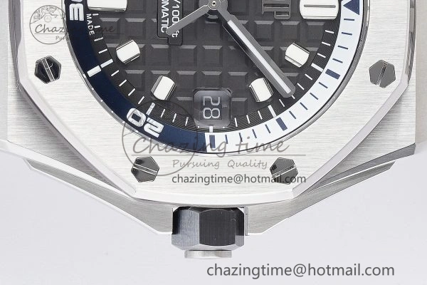 ComfortFit Royal Oak Offshore Diver 15720 SS ZF 1:1 Best Edition Gray Dial on Gray Rubber Strap A 4682