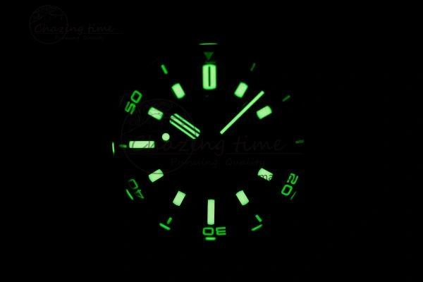 Royal Oak Offshore Diver 15720 SS ZF 1:1 Best Edition Green Dial on Green Rubber Strap A HighQuality 4680