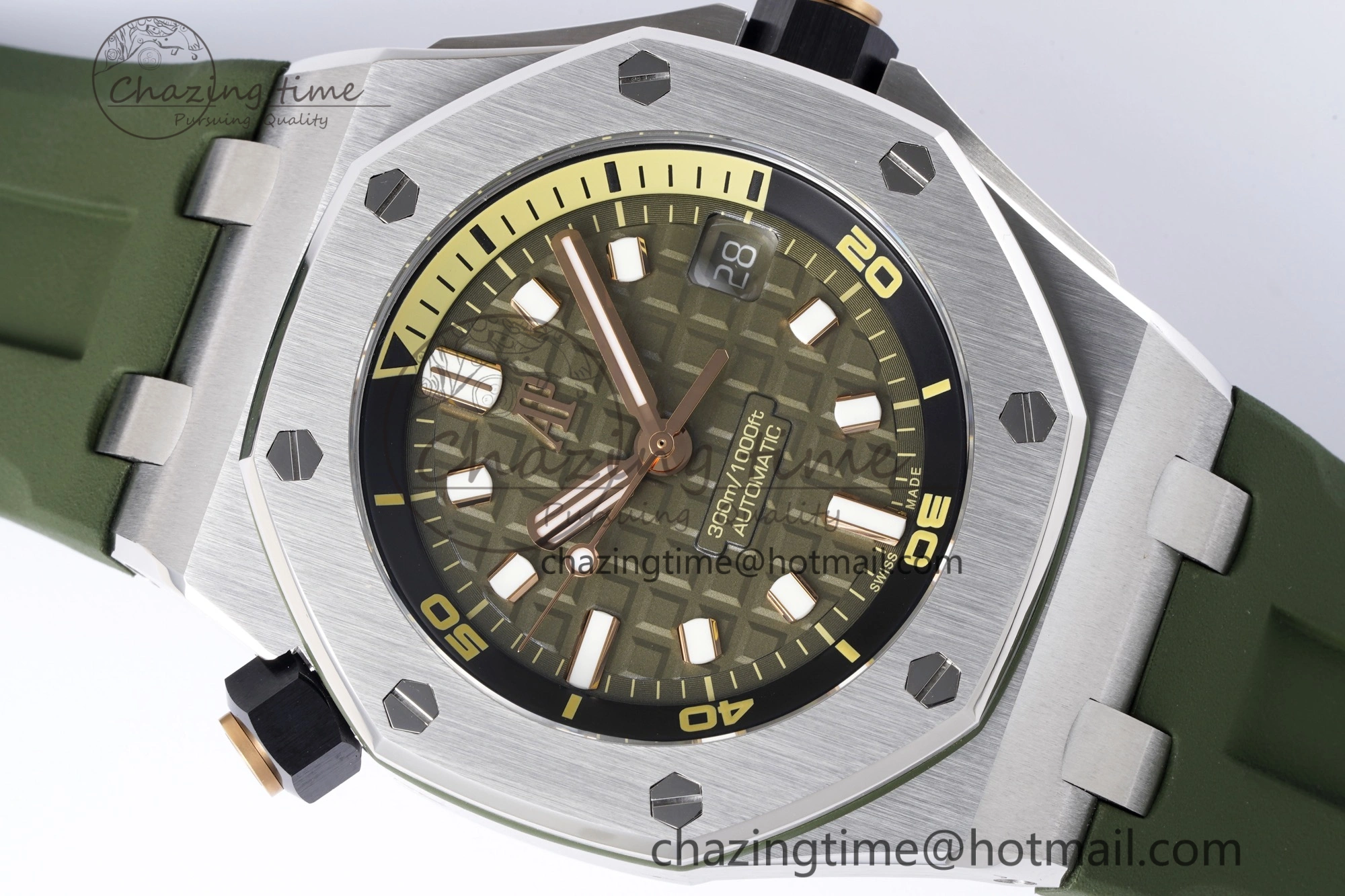 Royal Oak Offshore Diver 15720 SS ZF 1:1 Best Edition Green Dial on Green Rubber Strap A HighQuality 4680