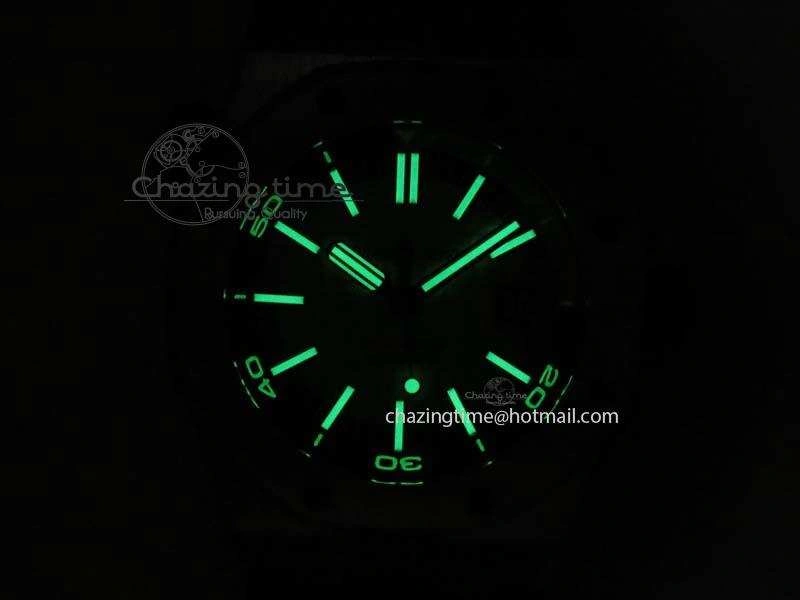 Royal Oak Offshore Diver 2017 Green 15710 JF 1:1 Best Edition On Blue Rubber Strap A3120 (Free XS Rubber Strap) Casual 5026