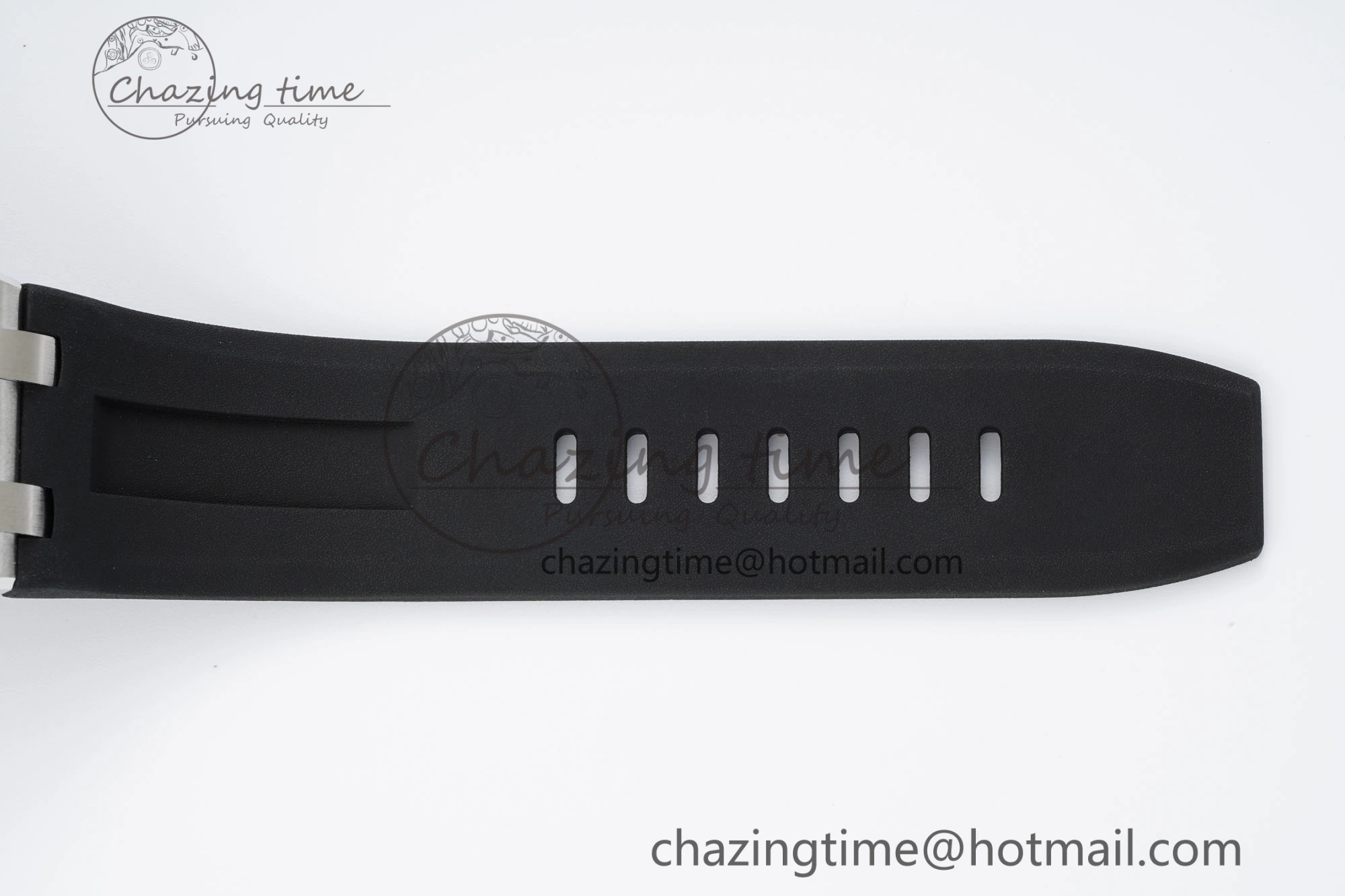 Royal Oak Offshore Diver Black Ceramic Bezel 15720 IPF Best Edition Black Dial on Black Rubber Strap A Flexible 4708