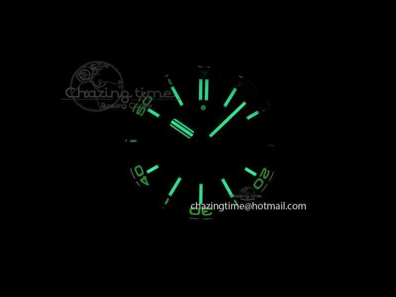 HighQuality Royal Oak Offshore Diver Chronograph Black JF Best Edition On Black Rubber Strap A 5073