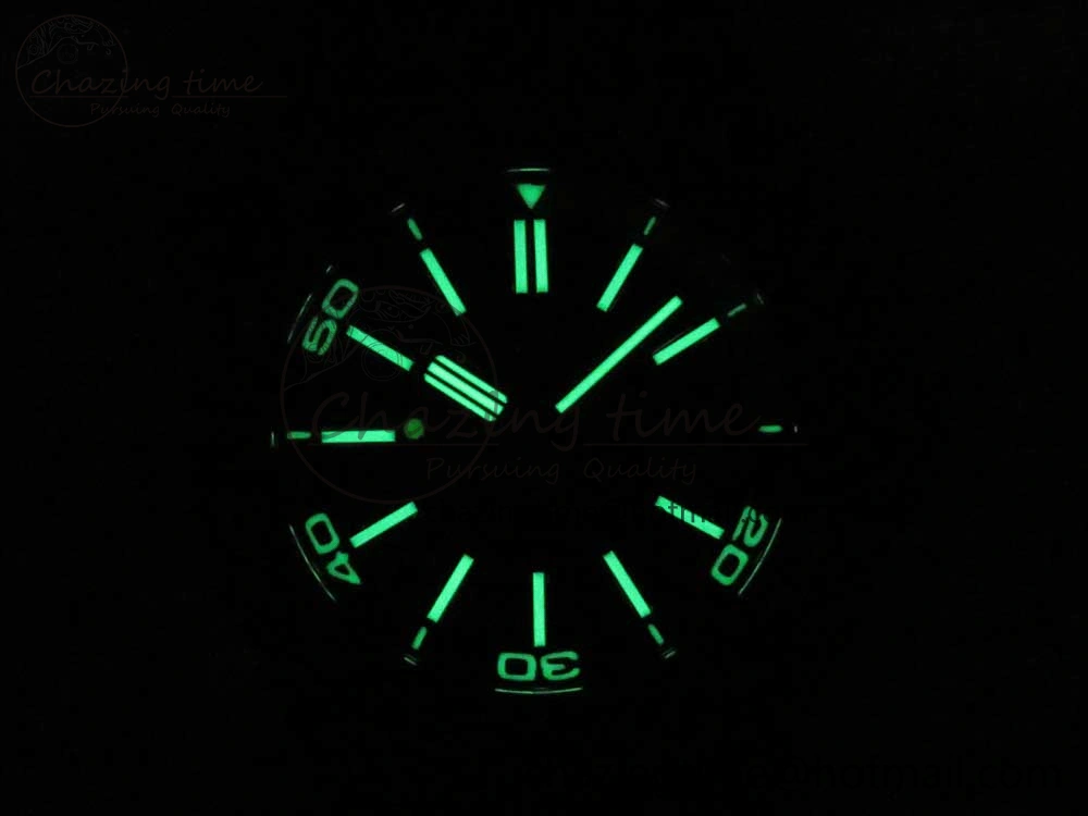 Royal Oak Offshore Diver Forged Carbon XF 1:1 Best Edition on Rubber Strap A2836 V Reliable 4880