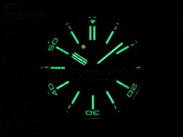 Vibrant Royal Oak Offshore Diver Real Black Ceramic XF 1:1 Best Edition On Rubber Strap A3120 V 4958