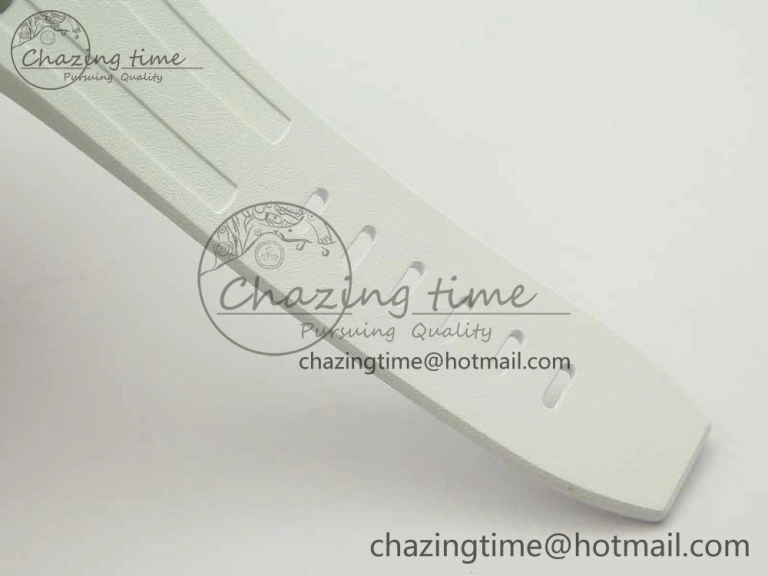 Modern Royal Oak Offshore Diver Solid White Ceramic JF 1:1 Best Edition On White Rubber Strap A3120 V 4941