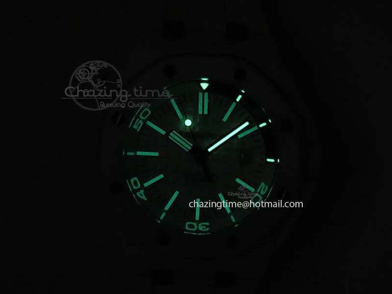 UrbanChic Royal Oak Offshore Diver White Ceramic BP-Maker On White Rubber Strap A 5042