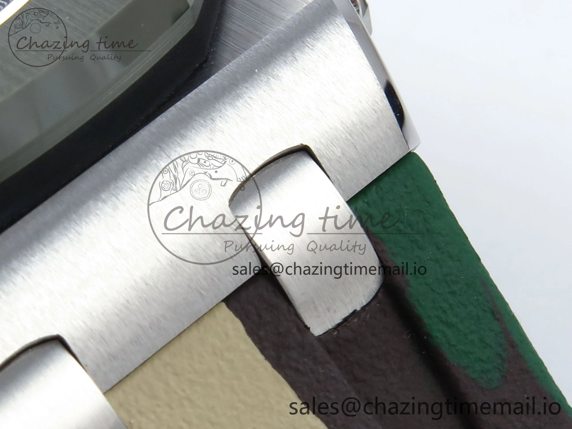 EasyCare Royal Oak Offshore SS APF Best Edition Cream Dial on Green Camou Rubber Strap A 4272