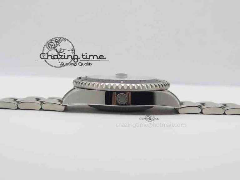 Sea Dweller 126600 43mm SS BP Maker Black Dial On SS Bracelet A EyeCatching 3656