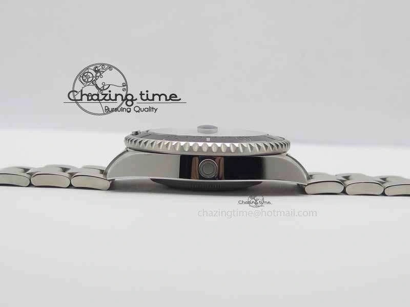 Sea Dweller 126600 43mm SS BP Maker Black Dial On SS Bracelet A EyeCatching 3656