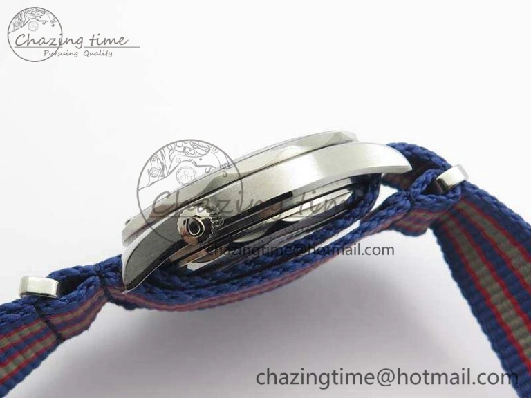 Seamaster 300M 007 SS URF 1:1 Best Edition White Dial Ceramic Bezel On Nylon Strap A2507(Free SS Bracelet) Functional 8118