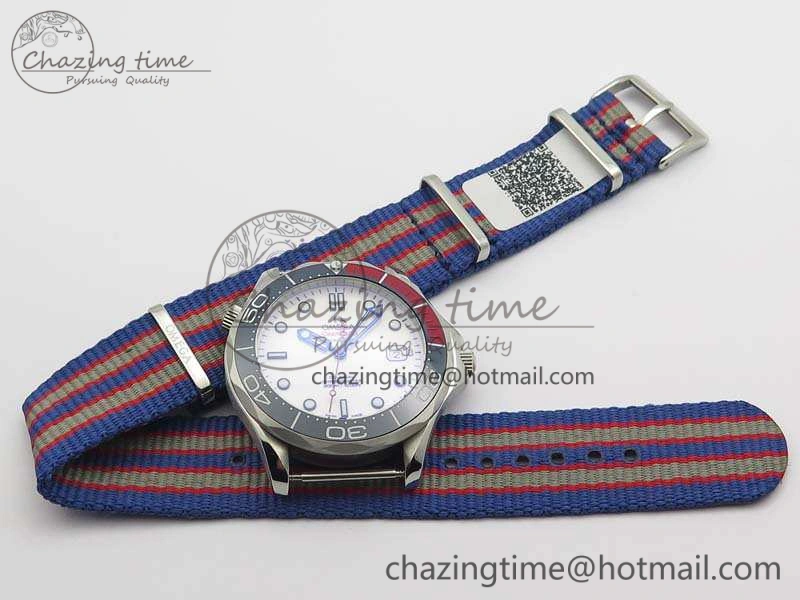Seamaster 300M 007 SS URF 1:1 Best Edition White Dial Ceramic Bezel On Nylon Strap A2507(Free SS Bracelet) Functional 8118