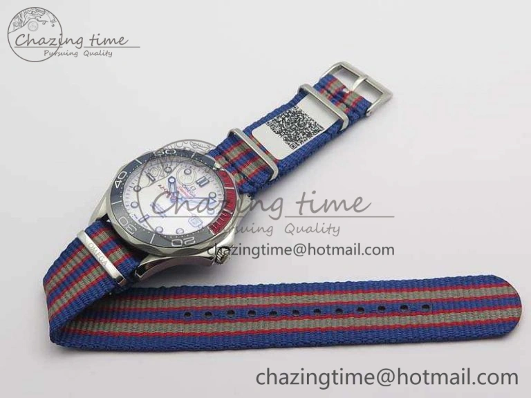 Seamaster 300M 007 SS URF 1:1 Best Edition White Dial Ceramic Bezel On Nylon Strap A2507(Free SS Bracelet) Functional 8118