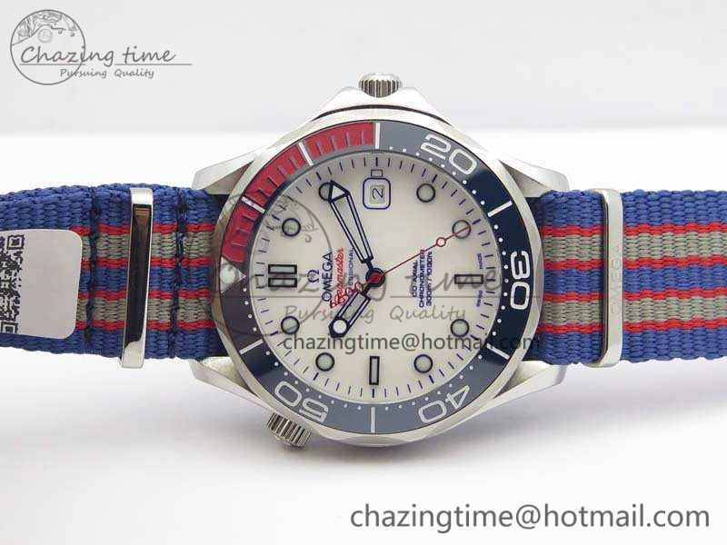 Seamaster 300M 007 SS URF 1:1 Best Edition White Dial Ceramic Bezel On Nylon Strap A2507(Free SS Bracelet) Functional 8118